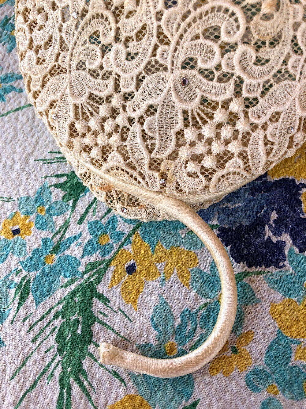 VTG 1950s Off White Lace Hat Calot Style with Antenna OS 1950s Straw Sailor Lace Hat by Fisk | Wedding Day Ready main image 4