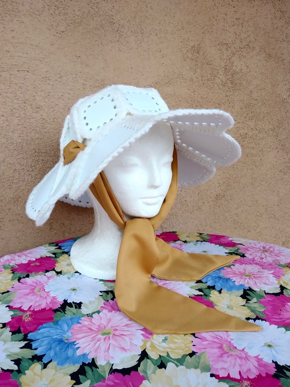 Vintage 1970s Floppy Hat Crochet Plastic Sash Tie