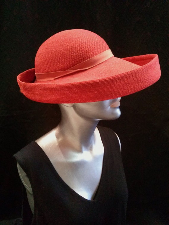 Vintage 1960s Red Straw Bucket Hat Gem