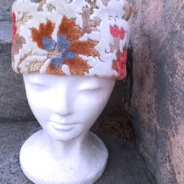 Vintage 1960s Tapestry Hat Chenille Pillbox Hat 2014552