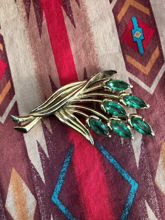 Vintage 1940s Green Rhinestone Bouquet Brooch Sha… - image 2