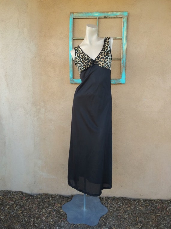 Vintage 1960s Leopard Print Nightgown Sz S M to B… - image 1