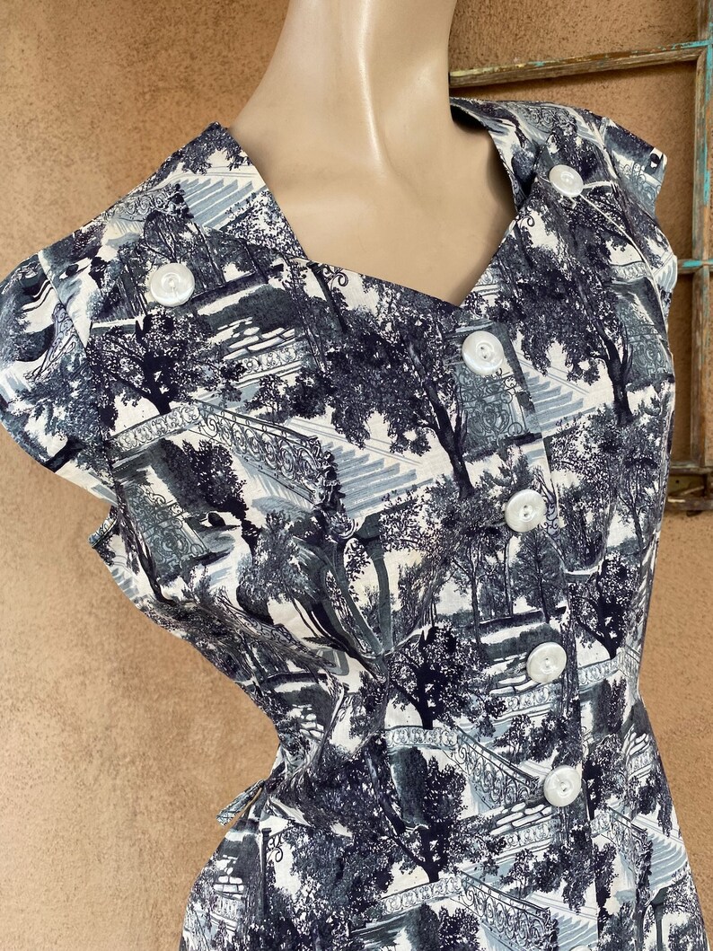 Robe Vintage Années 1940 Hollywood - Motif Couture - Taille B40 - Neuf Non Découpé