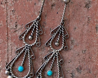 Vintage 1960s Silver Dangle Earrings w Turquoise Pierced