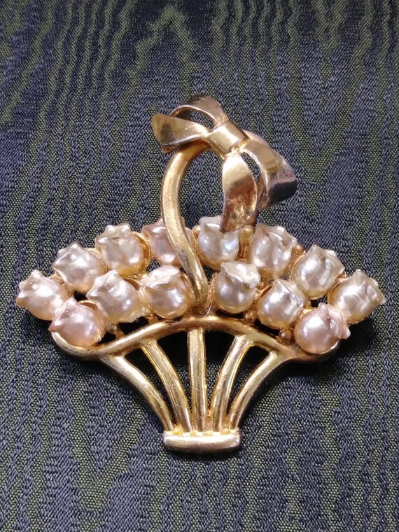 Vintage 1950s Pearl Brooch Lily of the Valley Bouq