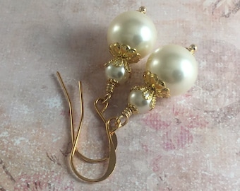 Ivory Pearl Coquette Aesthetic Earrings with Gold