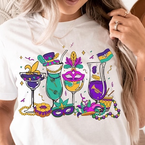 Mardi Gras Drinking Party Shirt Mardi Gras Drink Shirt Wine Mardi Gras Shirt Mardi Gras Cocktails Sweatshirt mardi gras coquette Fat Tuesday
