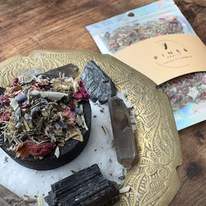 HECATE ritual incense mix - candle dressing offering spell herbs pagan witchy witchcraft altar Hekate goddess loose ceremony gift decor