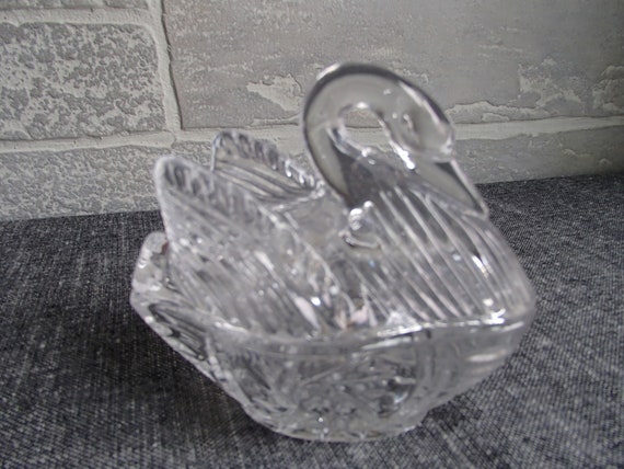 Vintage Clear Glass Swan Trinket Jewelry Dish Box - image 1