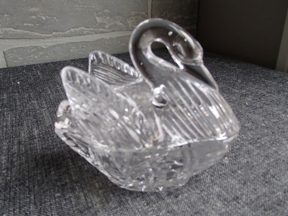 Vintage Clear Glass Swan Trinket Jewelry Dish Box - image 9