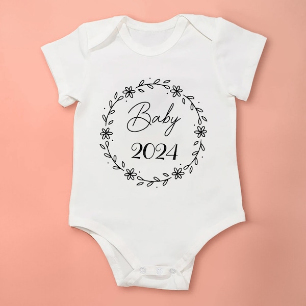 Playful Children's Clothing Bodysuit with Cute Prints - Short Sleeve White children's bodysuit with an inscription Natural cotton For kids