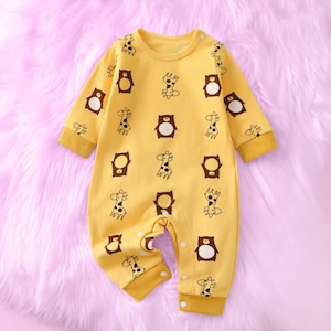 Entzückender Tier-Body für Kinder, einzigartige Kinderkleidung. Süßes Kleinkind-Outfit, lustiger, modischer, farbenfroher Kinder-Body aus Baumwolle Gelb