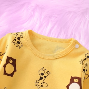 Entzückender Tier-Body für Kinder, einzigartige Kinderkleidung. Süßes Kleinkind-Outfit, lustiger, modischer, farbenfroher Kinder-Body aus Baumwolle Bild 9