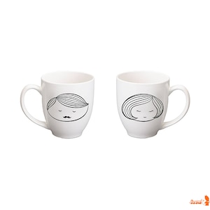 Conjunto de 2 canecas para casal de edição limitada com uma toalha de chá City in the Sky e um cartão em uma caixa de presente resistente