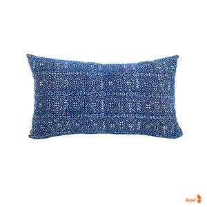 Blue Batik Indigo Hmong Textile Linen Lumbar Pillow - Bohemian Zipper Rectangle Pillow - Boho Linen Decorative Pillow