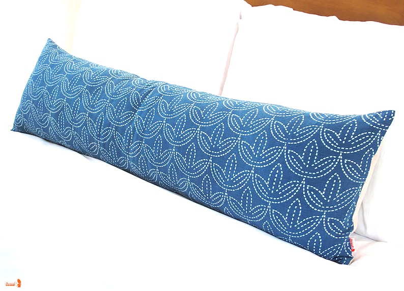 Faded Blue Sashiko Stitch Pattern Long Lumbar Zipper Pillow image 8