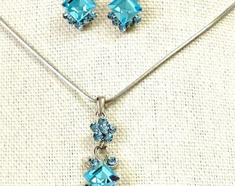 Aquamarine blue Crystal Bridal earrings Wedding jewelry Bridesmaid Gift Aqua Blue set Prom gift, Christmas jewelry gift, girlfriend gift
