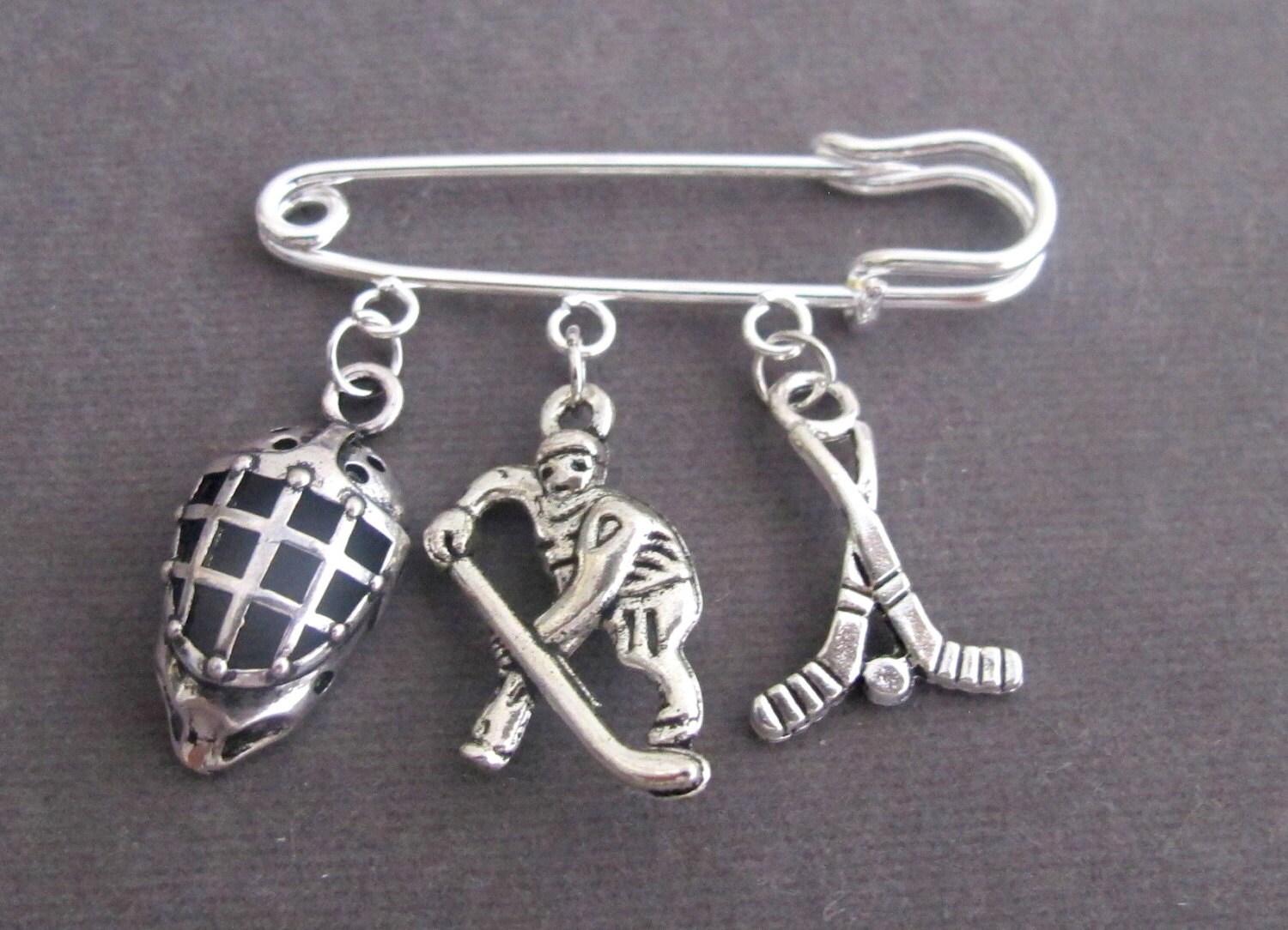 ice hockey jewelry