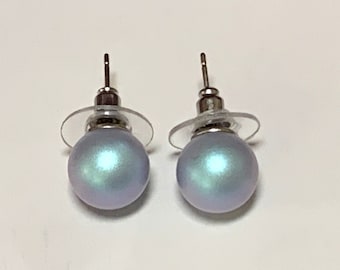 Iridescent Light Blue Pearl Stud Earrings, Wedding Earrings, Bridesmaid Earrings,Gift, Crystallized pearl stud earrings, Minimalist earrings