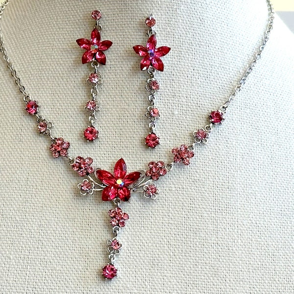 Crystal Bridal Necklace set, Bridal Jewelry set, Bridal Earrings, Pink rhinestone necklace jewelry set, Amethyst Floral Crystal Jewelry set