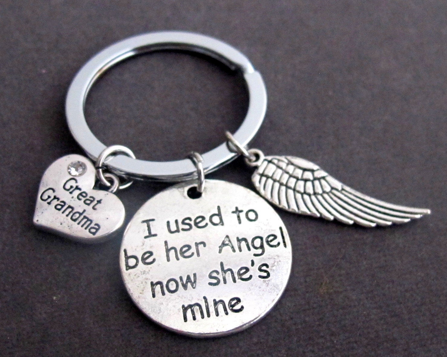 She надписи. He is mine. пальцы микки мауса. Now she s mine. Yes it's mine кофта.