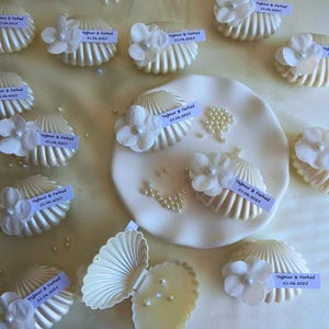 Beach Wedding Favor Candle, Seashell Decor Gift, Coastal Summer Bridal Shower Souvenir, Personalized Mini Candle image 1