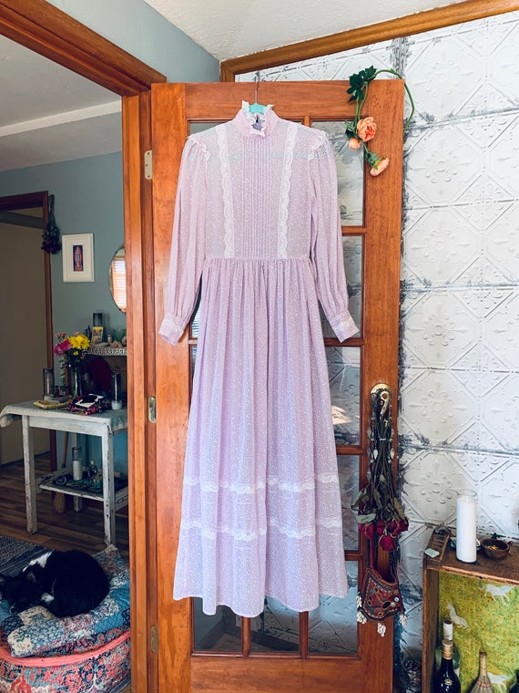 Vintage 70s Lilac Semi Sheer Floral Folk Dress sz