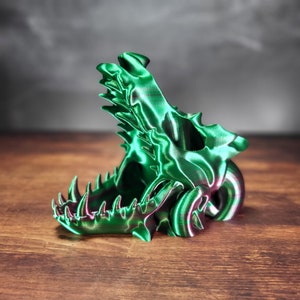 Dragon Skull ~ Decorative Skull ~ Dice Tower