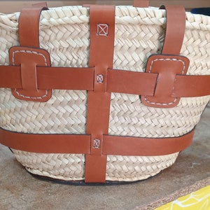 Panier de sac d'épaule en paille et cuir fait main