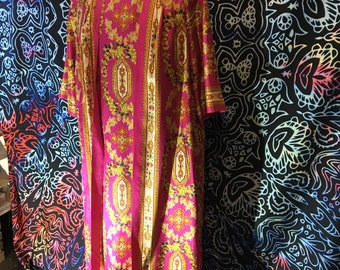 1960s kaftan Edith Martin California OSFA muumuu dress Pucci Print vibrant pink plus size