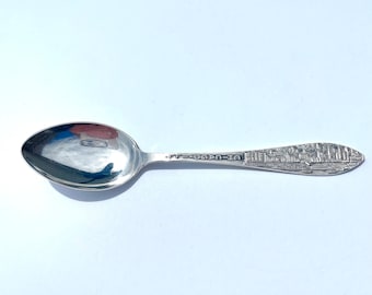 Vintage Sterling Silver Chicago Skyline Souvenir Spoon