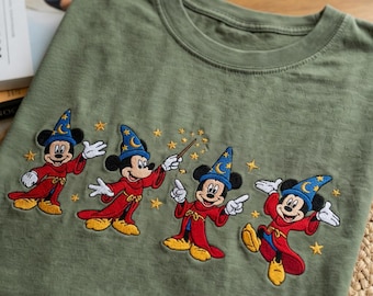 Maglietta lavata con ricamo "Magical Land", maglietta WDW 1955, divertente maglietta con cartone animato del Topolino Magico, regalo coordinato per tutta la famiglia.