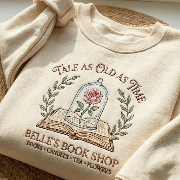 Felpa ricamata con scritta "Princess' Book Shop", girocollo vintage con scritta "Princess", comoda maglietta ispirata ai libri, maglietta del Regno Magico, regalo per gli amanti dei libri di fiabe