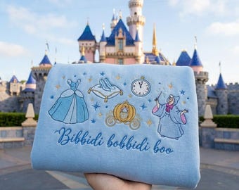 Felpa ricamata Magical Land, maglietta Magic Kingdom, girocollo Magic Princess, Girl Trip 2026, regalo coordinato per la famiglia