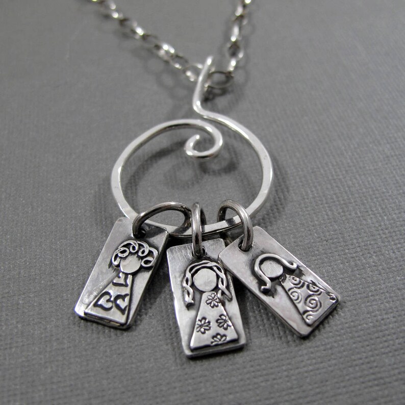 Personalized Mother/'s Figure Charm Sterling Silver Family Charm