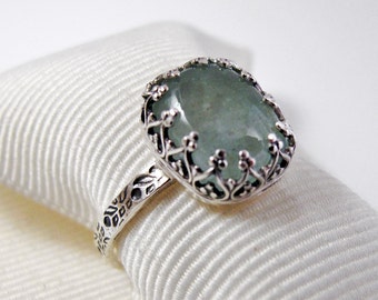 Ring - Aquamarine and Sterling Silver Natural Cabochon Gallery Setting