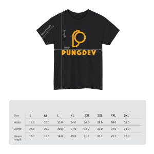 Puede incluir: Camiseta negra con un logotipo amarillo y la palabra "PUNGDEV" en amarillo. La imagen incluye una tabla de tallas con medidas en cm para el ancho, el largo y el largo de la manga, desde la talla S hasta la 5XL.