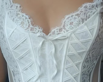 Soutien-gorge corset nuptial en dentelle | Haut court de lingerie de mariage de la Renaissance victorienne