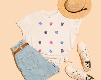 Minimalistisch T-shirt met bessenmix | Bosbessen, frambozen, bramen T-shirt | Moderne fruit Lover-top | Leuk botanisch bessencadeau