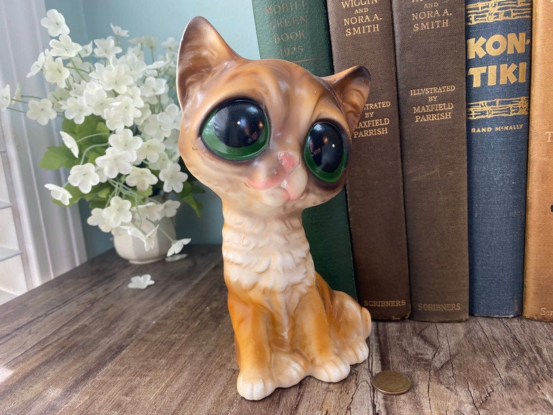 Mid Century Ceramic Big Eyed Cat Figurine - Etsy
