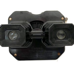 Vintage Sawyers View Master Photo Viewer with 10 3D Photo Reels