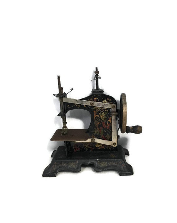 Vintage Toy Sewing Machine Made in Germany Lithographs Etsy