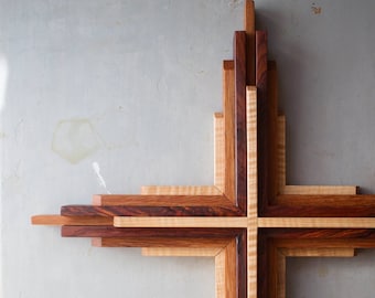 Grandes croix en bois