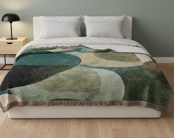 Modern Abstract Woven Throw Blanket, Green Geometric Tapestry, Mid Century Boho Sofa Throw, Minimalist Art Decor, Cozy Neutral Bed Blanket