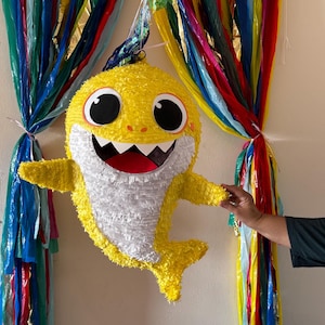 Baby Shark piñata