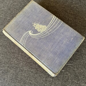 Mutiny on the Bounty by Charles Nordhoff and James Norman Hall , printed 1933