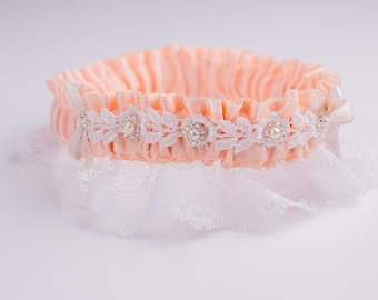 Blush Wedding Garter - Pearl Wedding Garter - Lace Bridal Garter - Bridal Garter Set - blush garter  - non slip grip - Garter Pearls