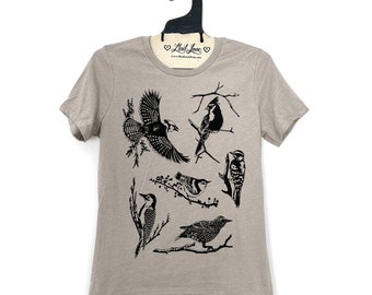 Womens Small - Relaxed fit Heather Stone Tri blend crew Neck Ladies Tee with Backyard Birds