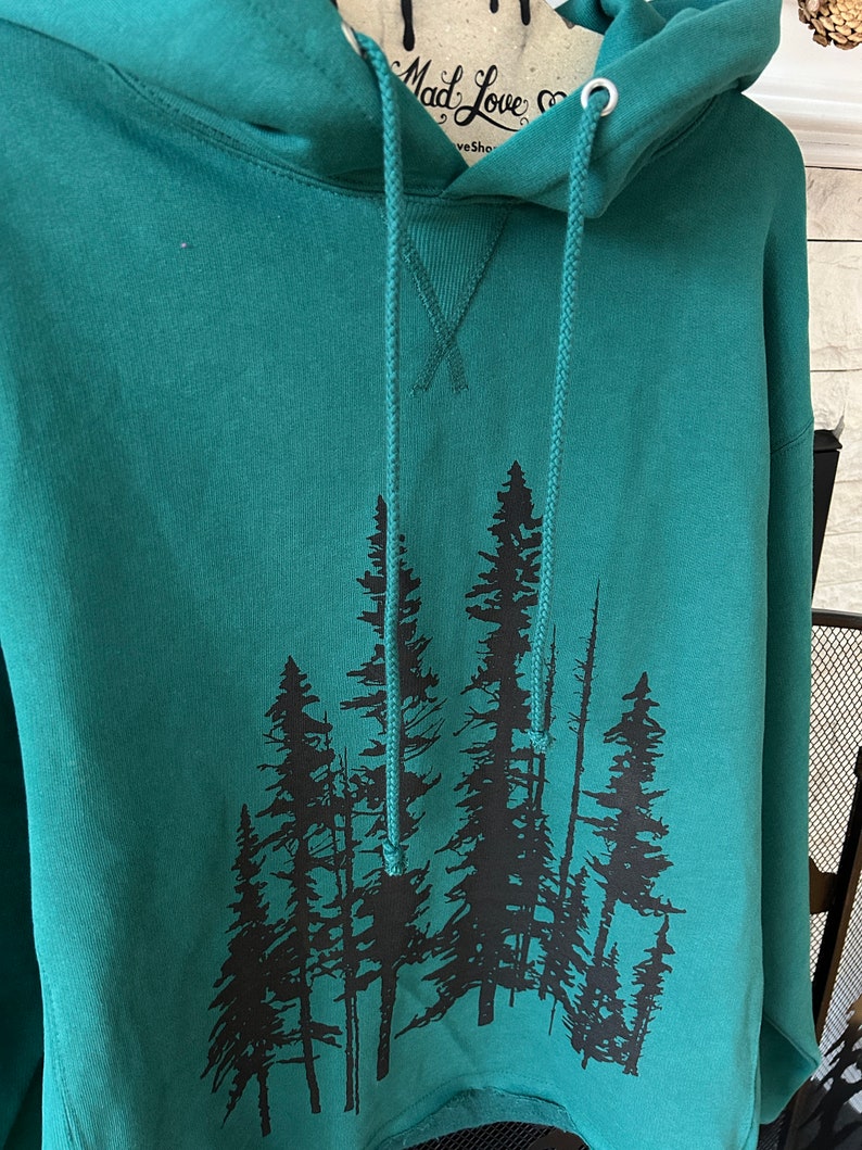 Womens Oversized Medium Dark Green Ladies Heavyweight Boxy Pullover Hood with Evergreen Trees Hand Screen Print image 3