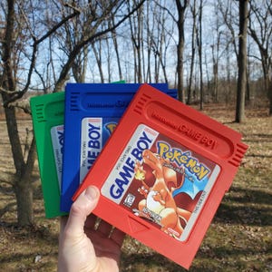 3Dプリントされた任天堂ゲームボーイカートリッジスイッチゲームホルダー（6種類のステッカーオプション付き）